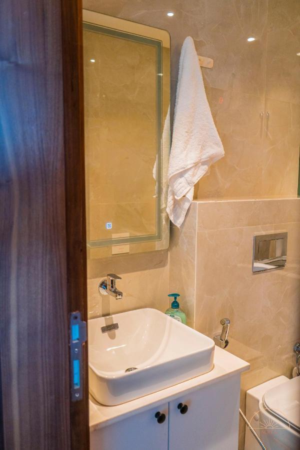 Solea 1 Bedroom Apartment - Central, Comfortable, Cozy, Balcony, Pool, Gym Akra Zewnętrze zdjęcie
