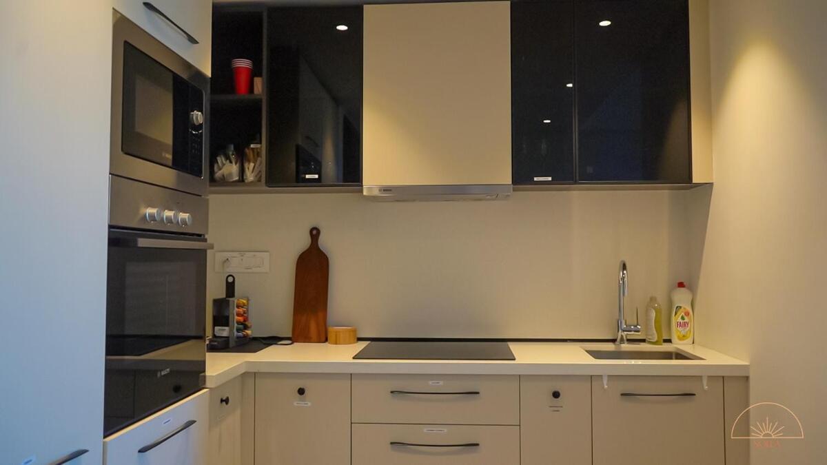 Solea 1 Bedroom Apartment - Central, Comfortable, Cozy, Balcony, Pool, Gym Akra Zewnętrze zdjęcie